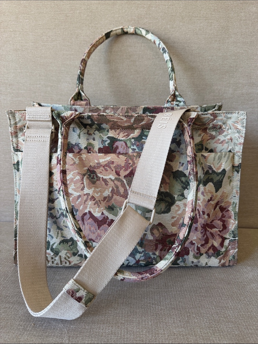 NWOT BEIS Vintage Floral Book Tote